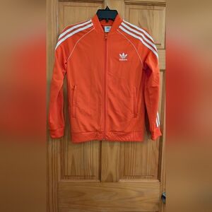 ADIDAS BOYS SWEATSHIRT.